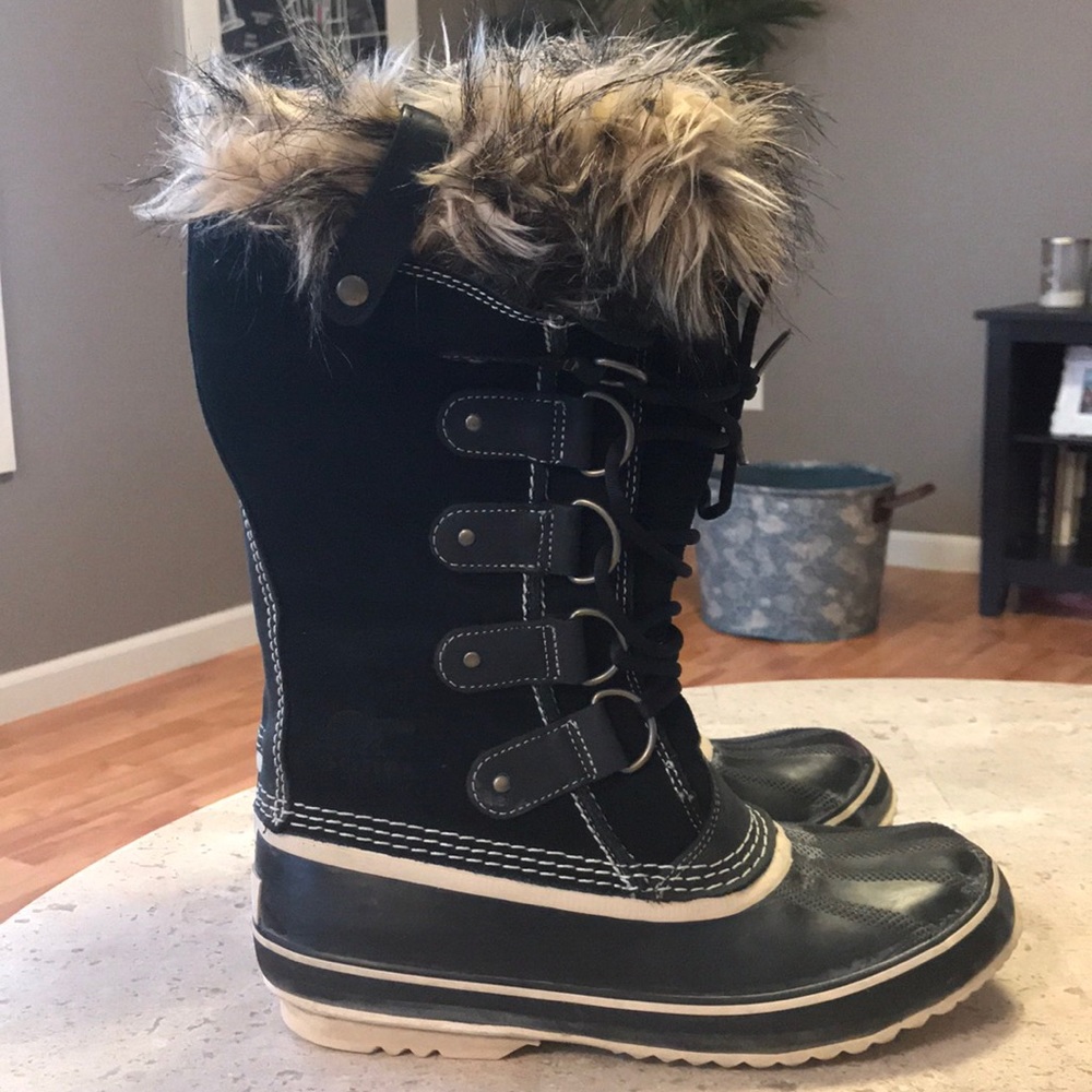 Sorel Joan of arctic boots